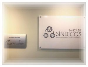 placa secovi na sede da banca de sindicos